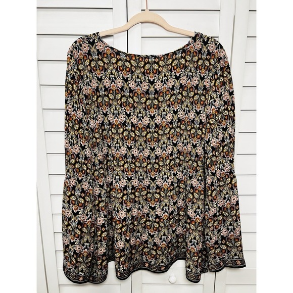 Max Studio Boho Floral Flare Sleeve Knife Pleat Peasant Top Women's Size 3X NWT - Picture 9 of 9